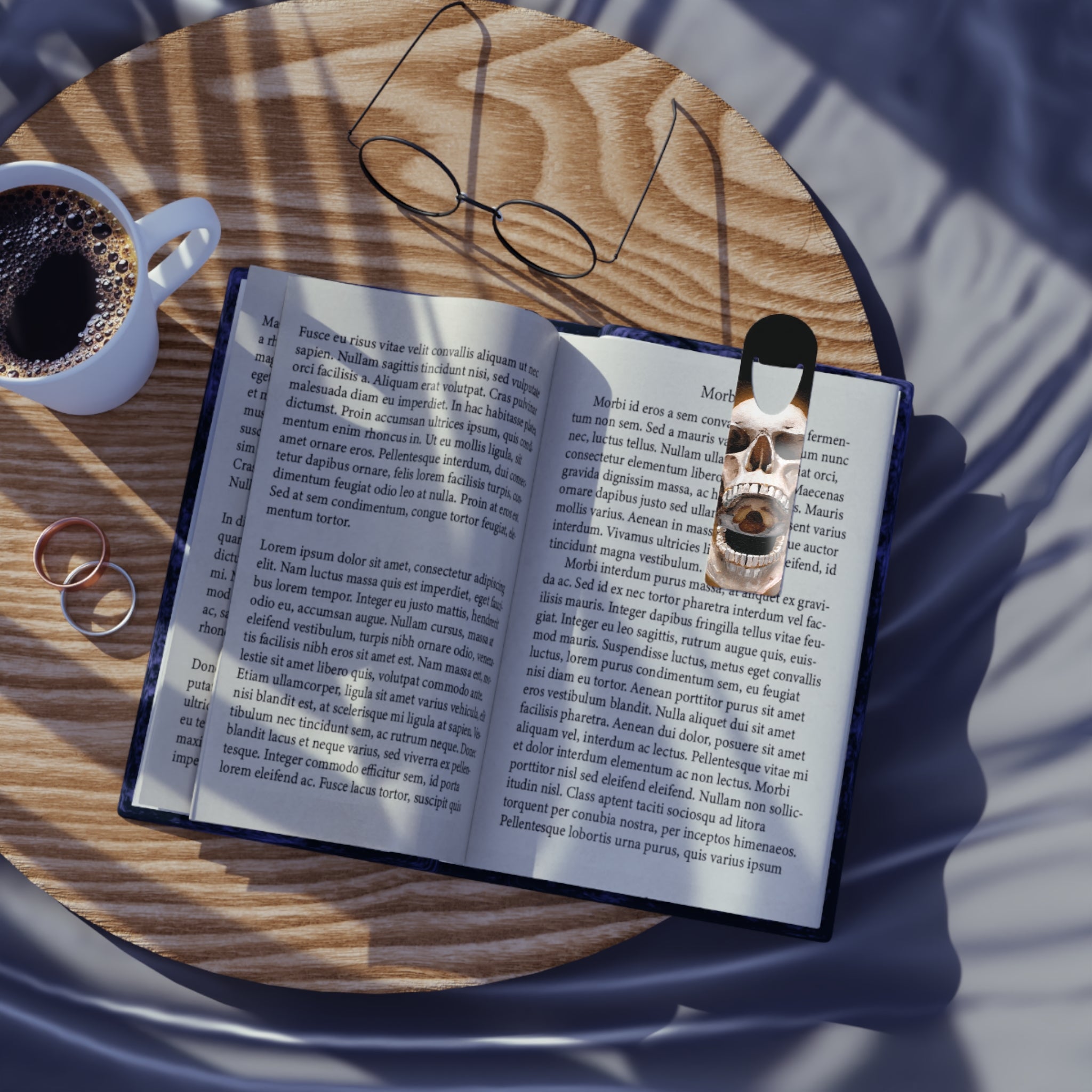 Skull Metal Bookmark — Gothic Reading Accessory