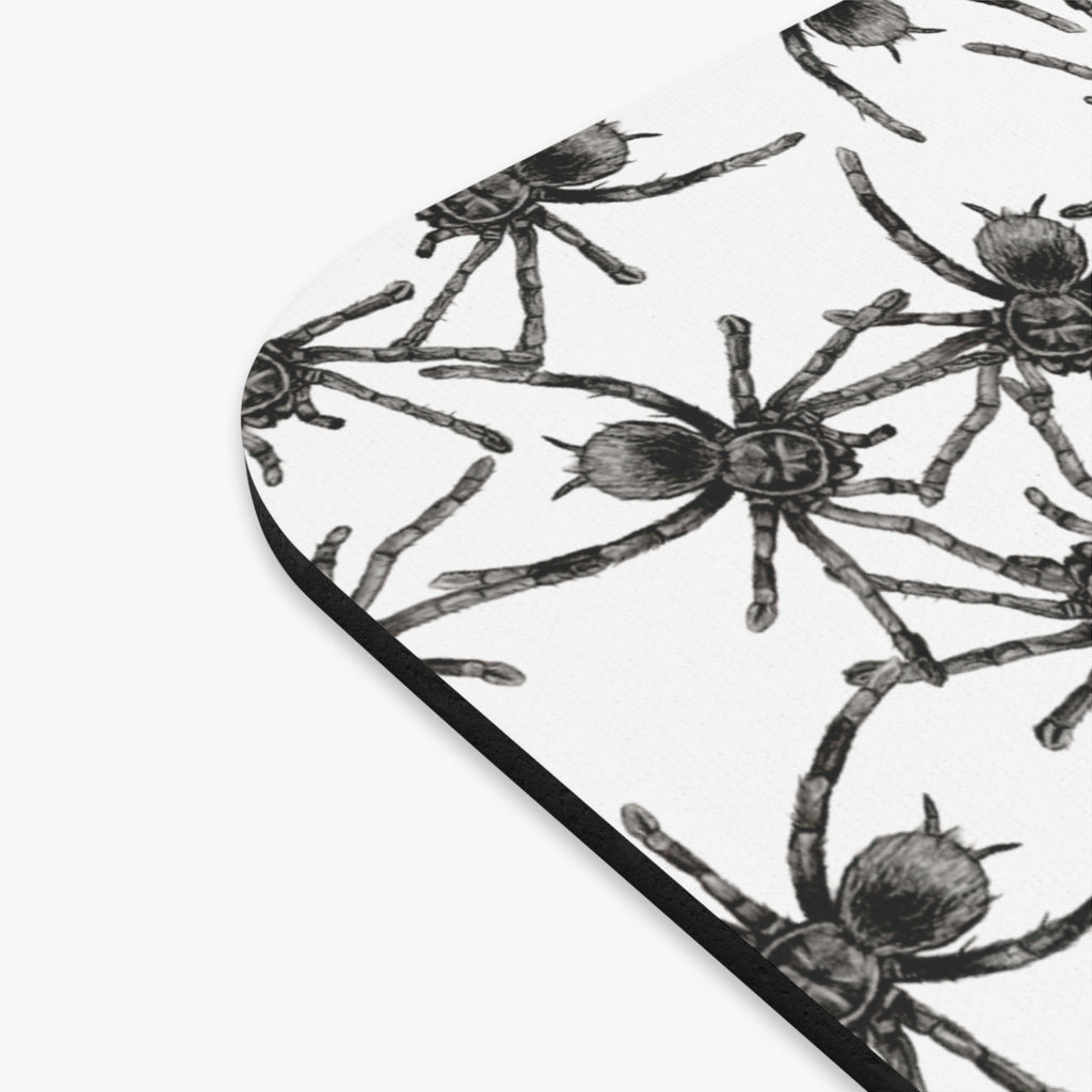 Black Spider Pattern Mouse Pad
