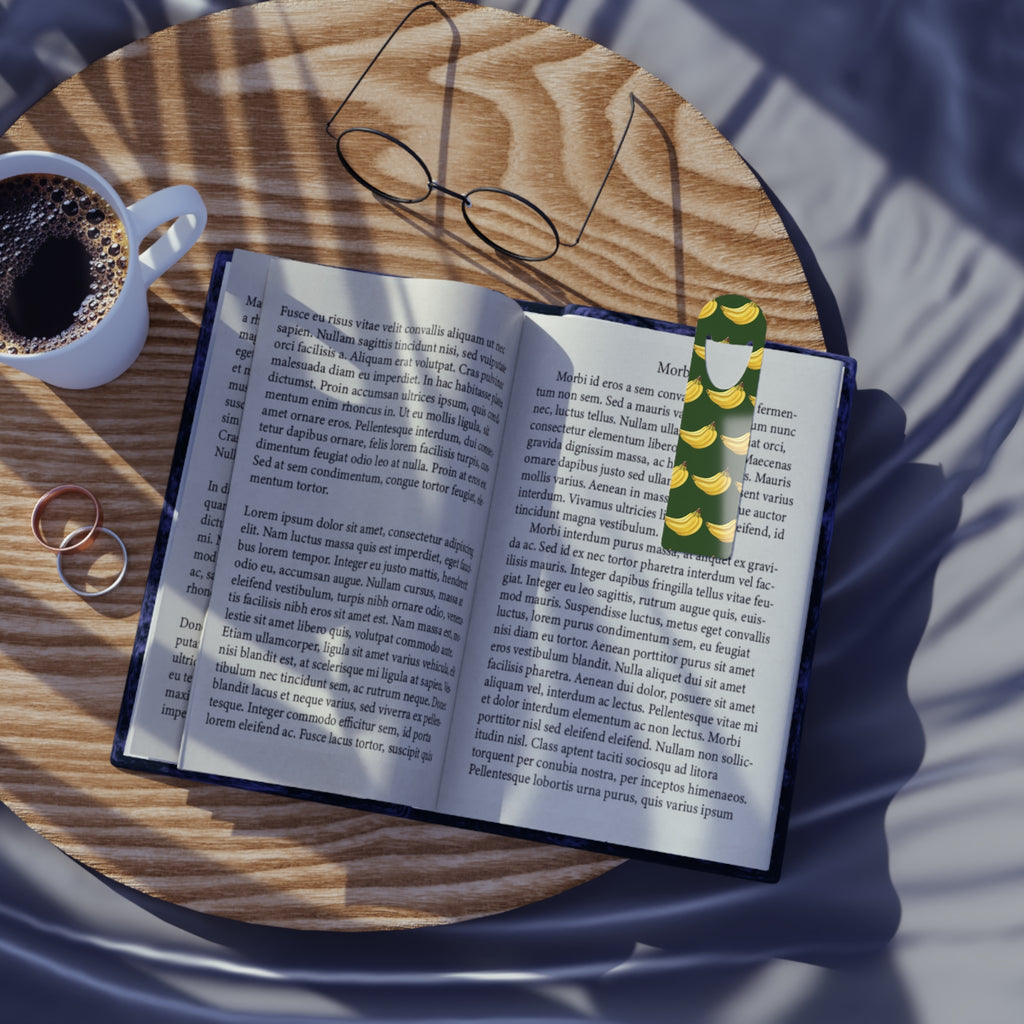 Banana Pattern Metal Bookmark — Fun Tropical Bookmarker for Readers