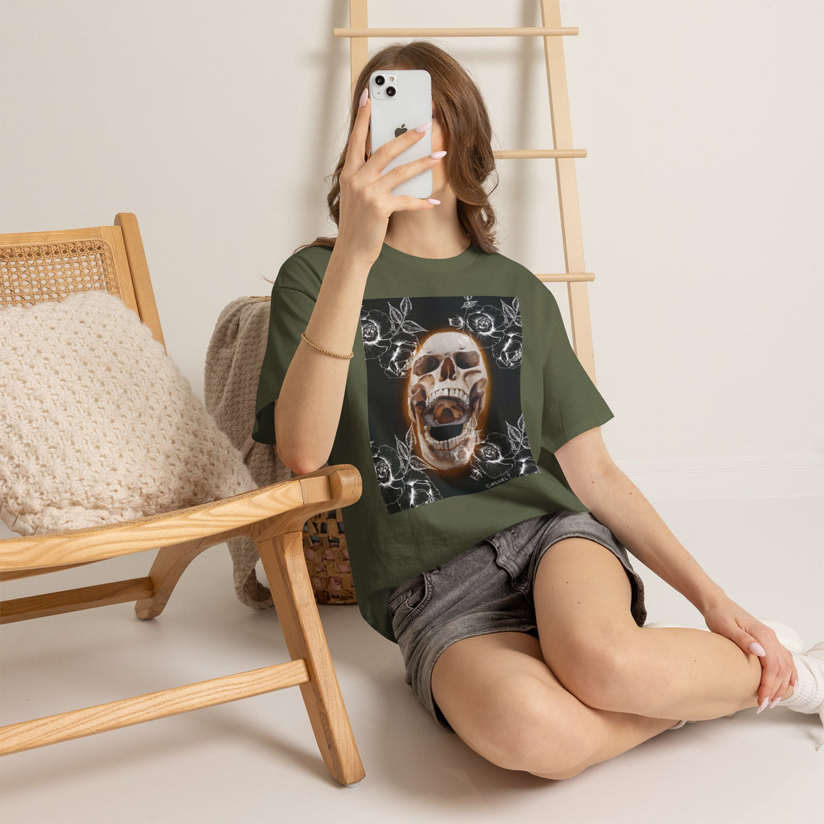 Skull Glow T‑Shirt — Vintage Neon Skull Art Tee